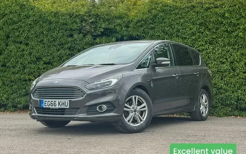 Used Ford S-MAX Titanium 150 HP (110 kW) 2018 MPV