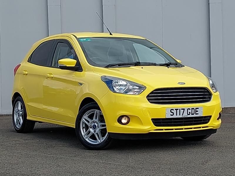 Used Ford Ka Plus Zetec 70 HP (51 kW) 2017 Yellow Hatchback