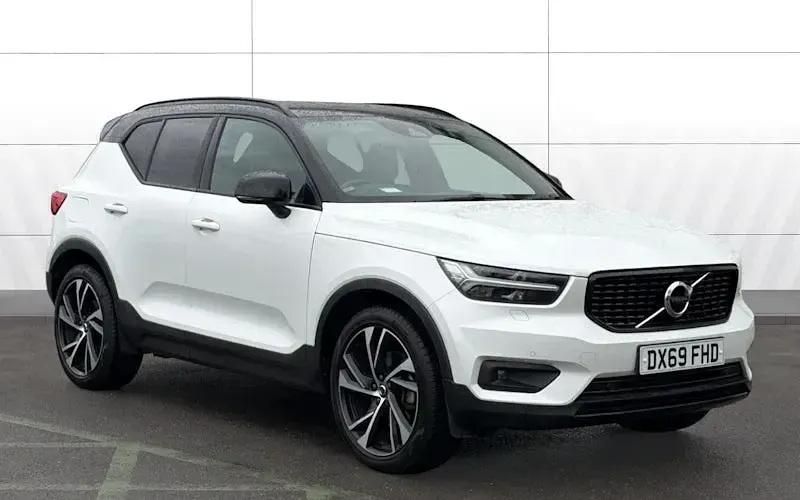 Begagnad Volvo XC40 R-Design Pro 190 HK (139 kW) 2019 SUV
