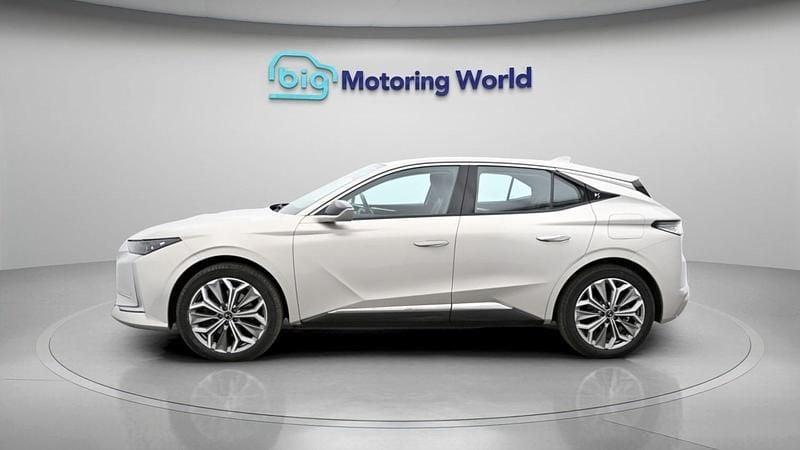 Used DS Automobiles DS4 Trocadero 225 HP (165 kW) 2022 White SUV