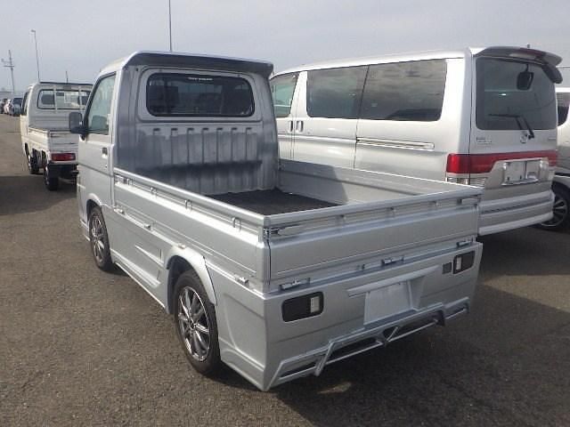 Used Daihatsu Hijet 2001 White MPV