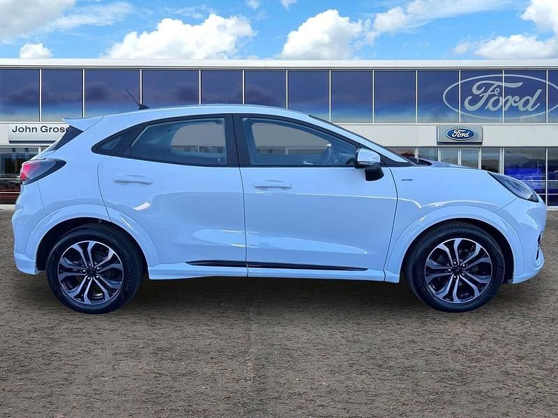 Used Ford Puma ST-Line 2023 White Hatchback