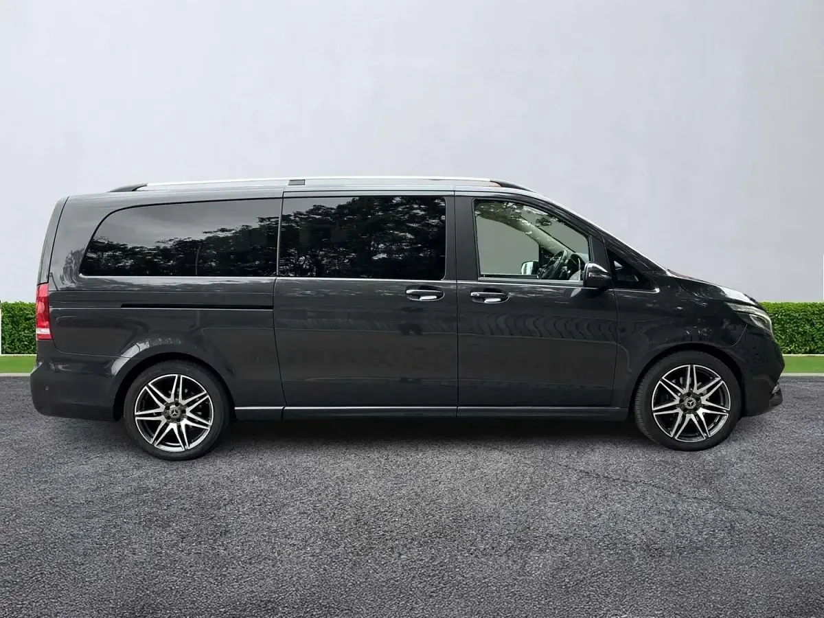 Used Mercedes V300 AMG line 2019 Grey MPV