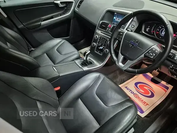 Usado Volvo XC60 SE 190 CV (139 kW) 2016 Gris SUV