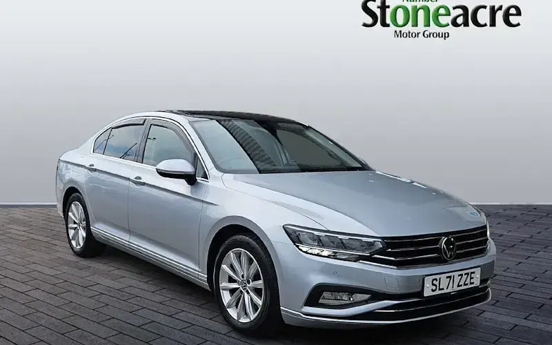Used VW Passat SEL 150 HP (110 kW) 2022 Estate