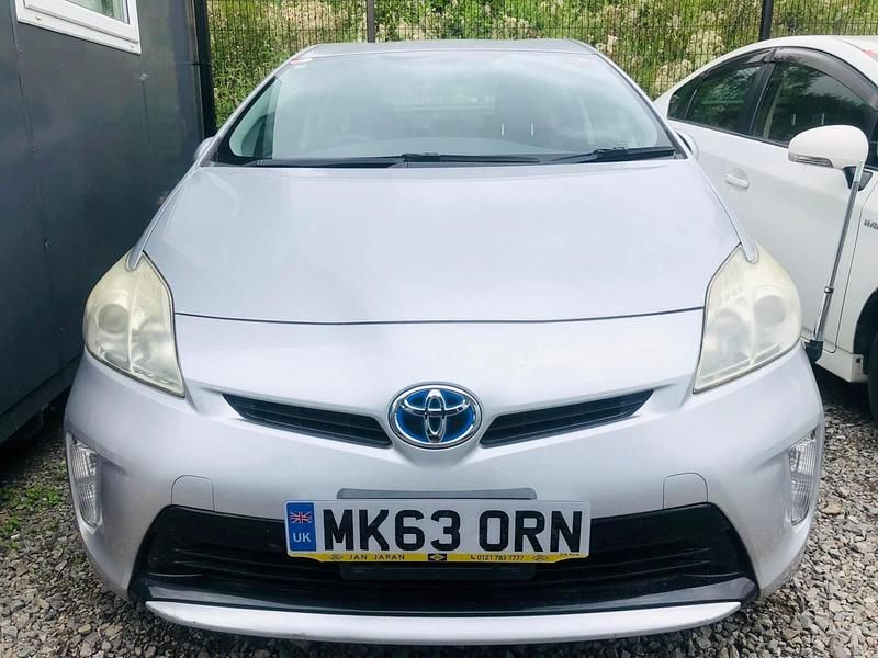 Silver Used 2025 Toyota Prius Hatchback | £5,590 - Image 1/2