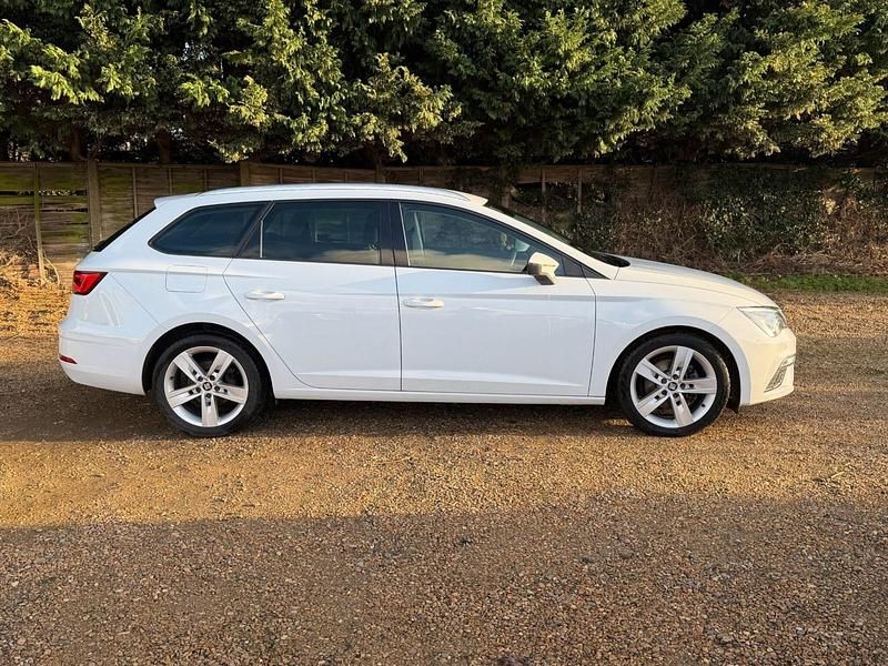 Used Seat Leon FR 2019 White Estate
