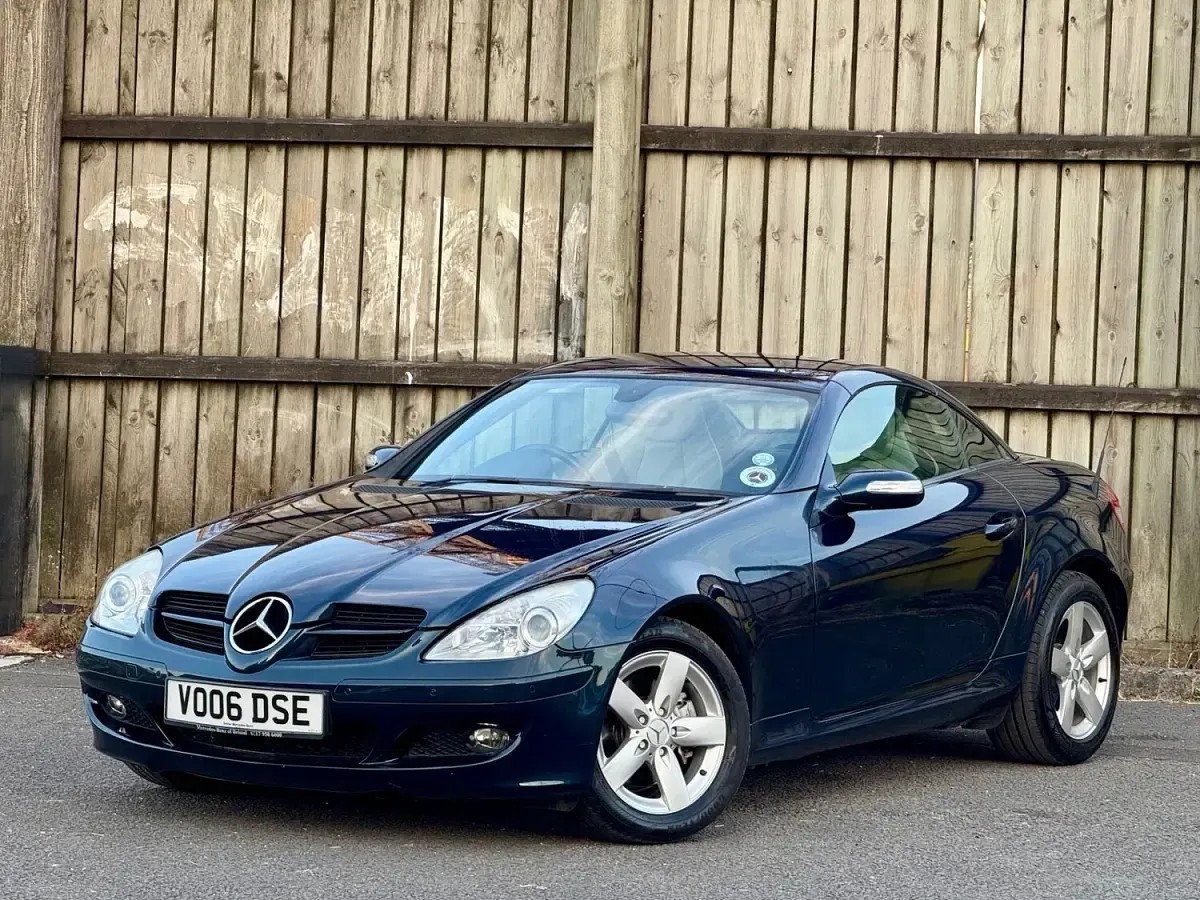 Used Mercedes SLK280 227 HP (166 kW) 2006 Blue Cabriolet