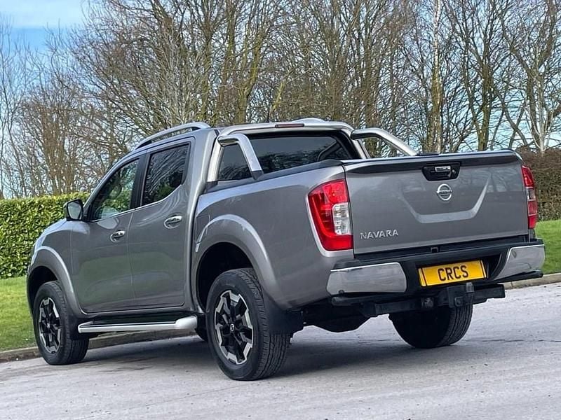Used Nissan Navara Tekna 190 HP (139 kW) 2020 Grey Pickup