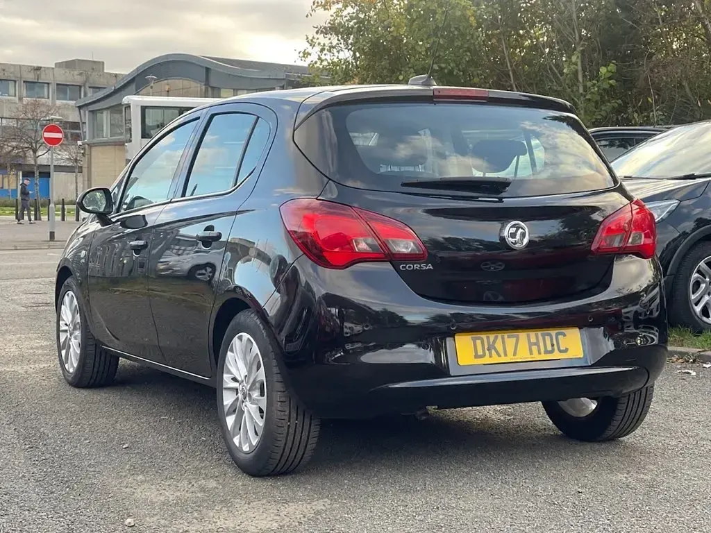 Used Vauxhall Corsa 89 HP (65 kW) 2017 Black Hatchback