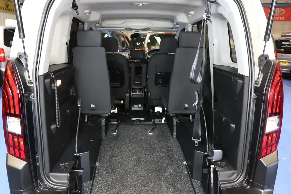 Used Peugeot Rifter Allure 2021 Beige MPV