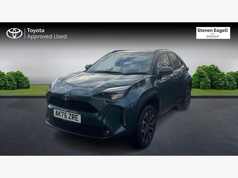 New Toyota Yaris Hybrid Design 116 HP (85 kW) 2026 Green Hatchback