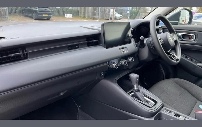 Used Honda HR-V Elegance 128 HP (94 kW) 2023 Grey SUV