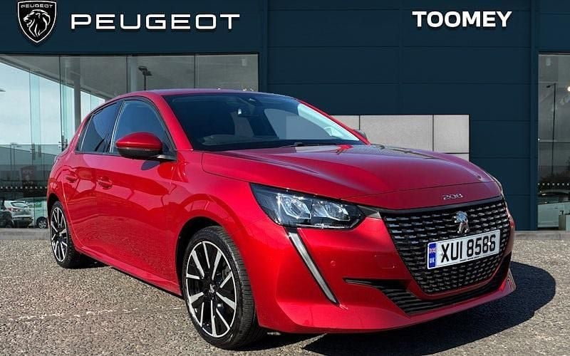 Usado Peugeot 208 Allure 102 CV (75 kW) 2020 Utilitario