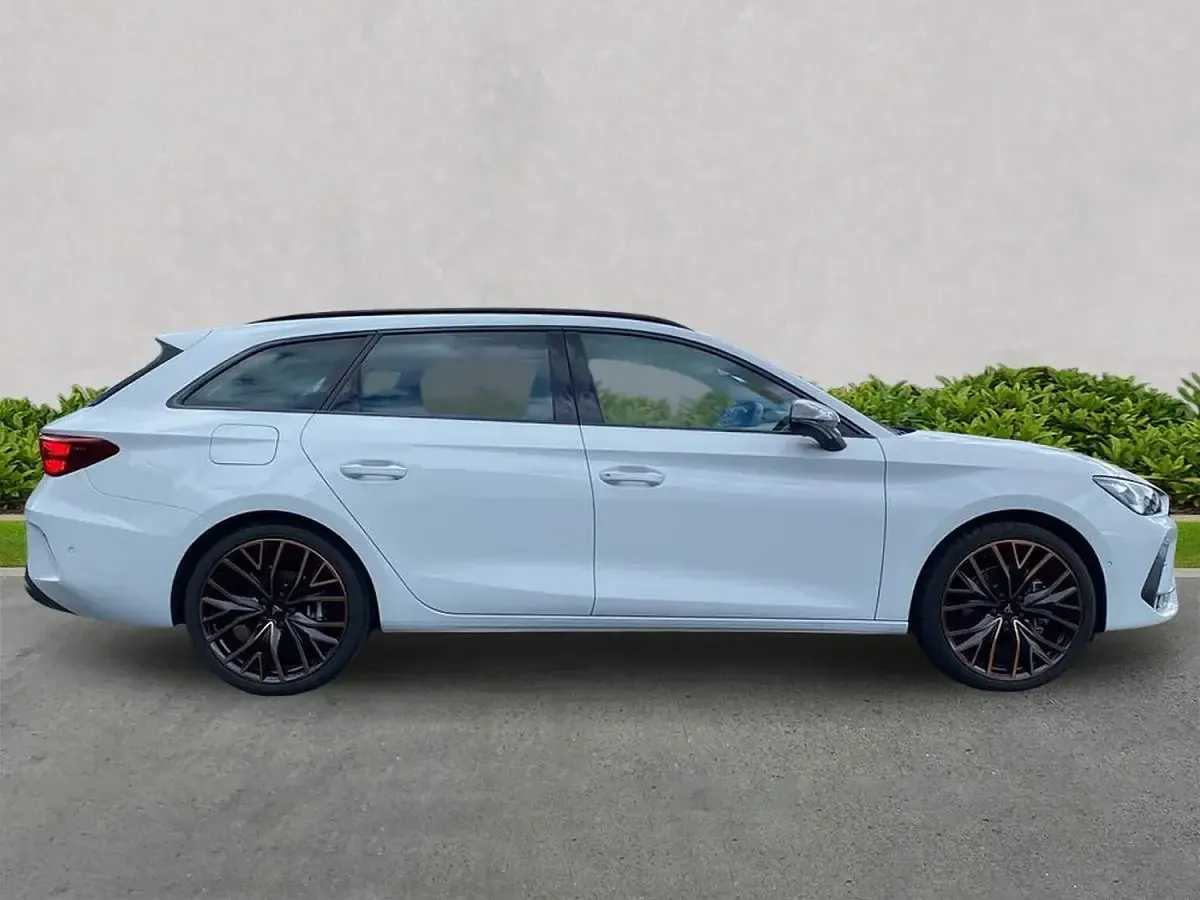 New Cupra Leon 150 HP (110 kW) 2026 White
