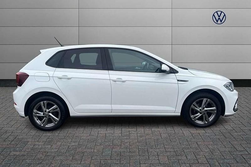 Used VW Polo R-line 95 HP (69 kW) 2022 White Hatchback