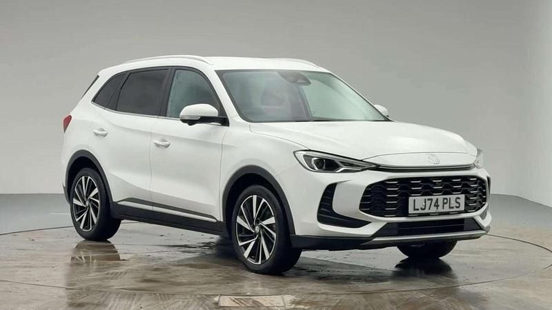 White Used 2025 MG ZS Trophy Hatchback | £18,290 (Good price) - Image 1/4