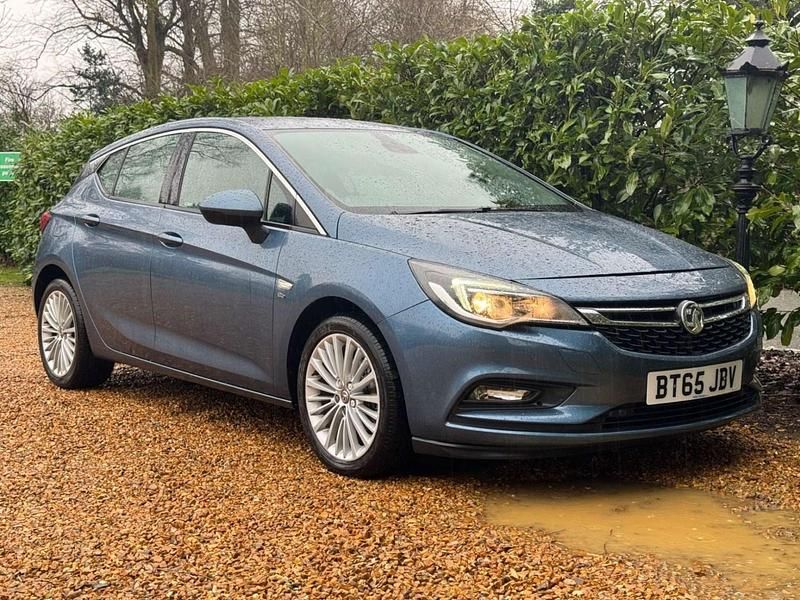 Blue Used 2015 Vauxhall Astra Elite Hatchback | £4,995 (Super price) - Image 1/4