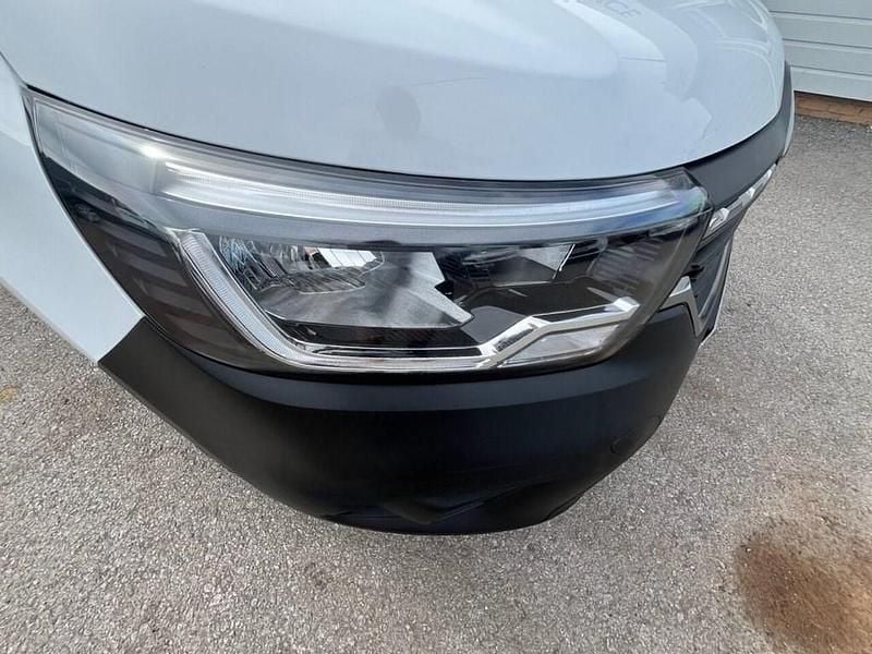 Used Renault Kangoo 2023 White MPV