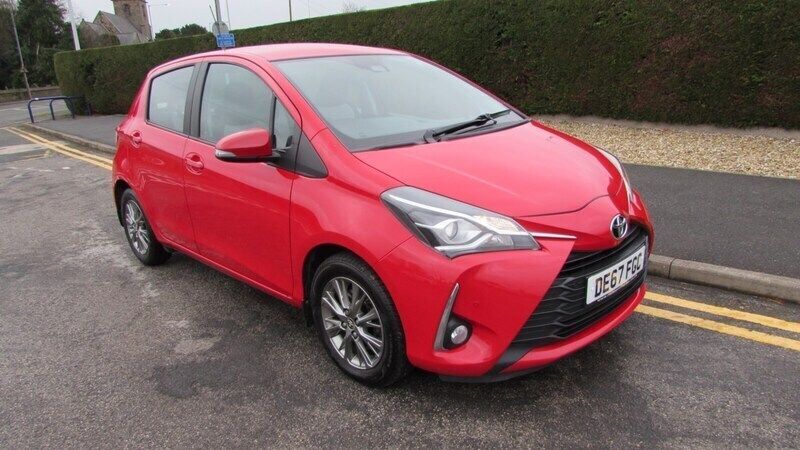 Red Used 2017 Toyota Yaris Hatchback | £7,295 (Fair price) - Image 1/4