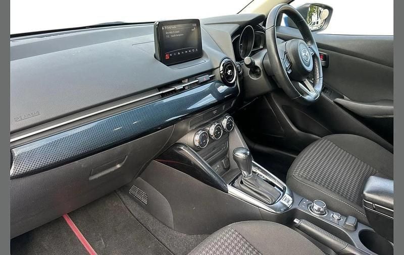 Used Mazda 2 90 HP (66 kW) 2018 Blue Hatchback