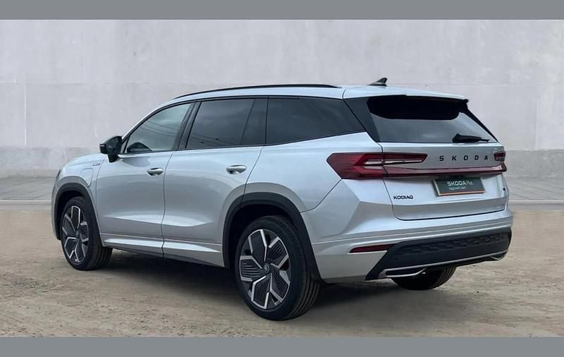 New Skoda Kodiaq SportLine 200 HP (147 kW) 2026 Silver SUV