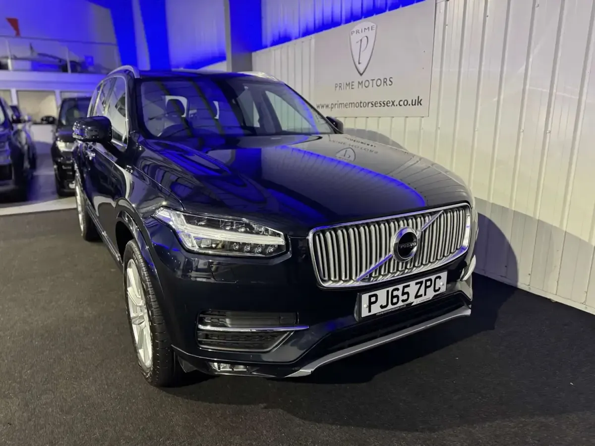 Usado Volvo XC90 Inscription 225 CV (165 kW) 2015 Azul SUV