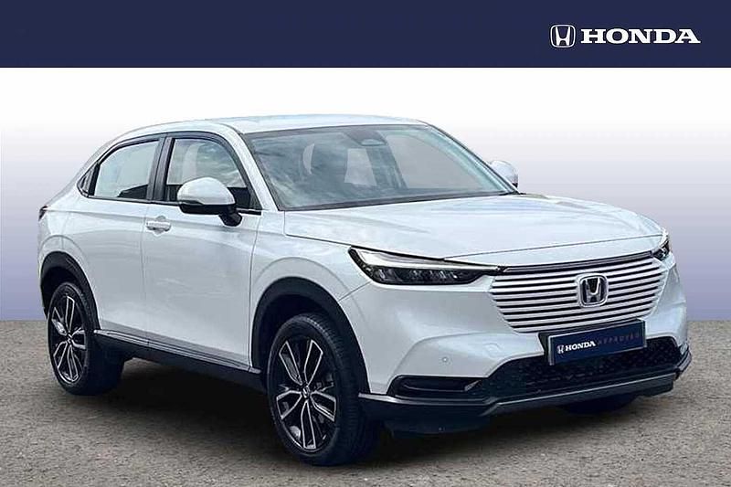 White Used 2023 Honda HR-V Elegance SUV | £21,895 (Fair price) - Image 1/4