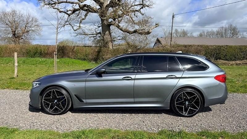 Used BMW 520 M Sport 190 HP (139 kW) 2018 Blue Estate