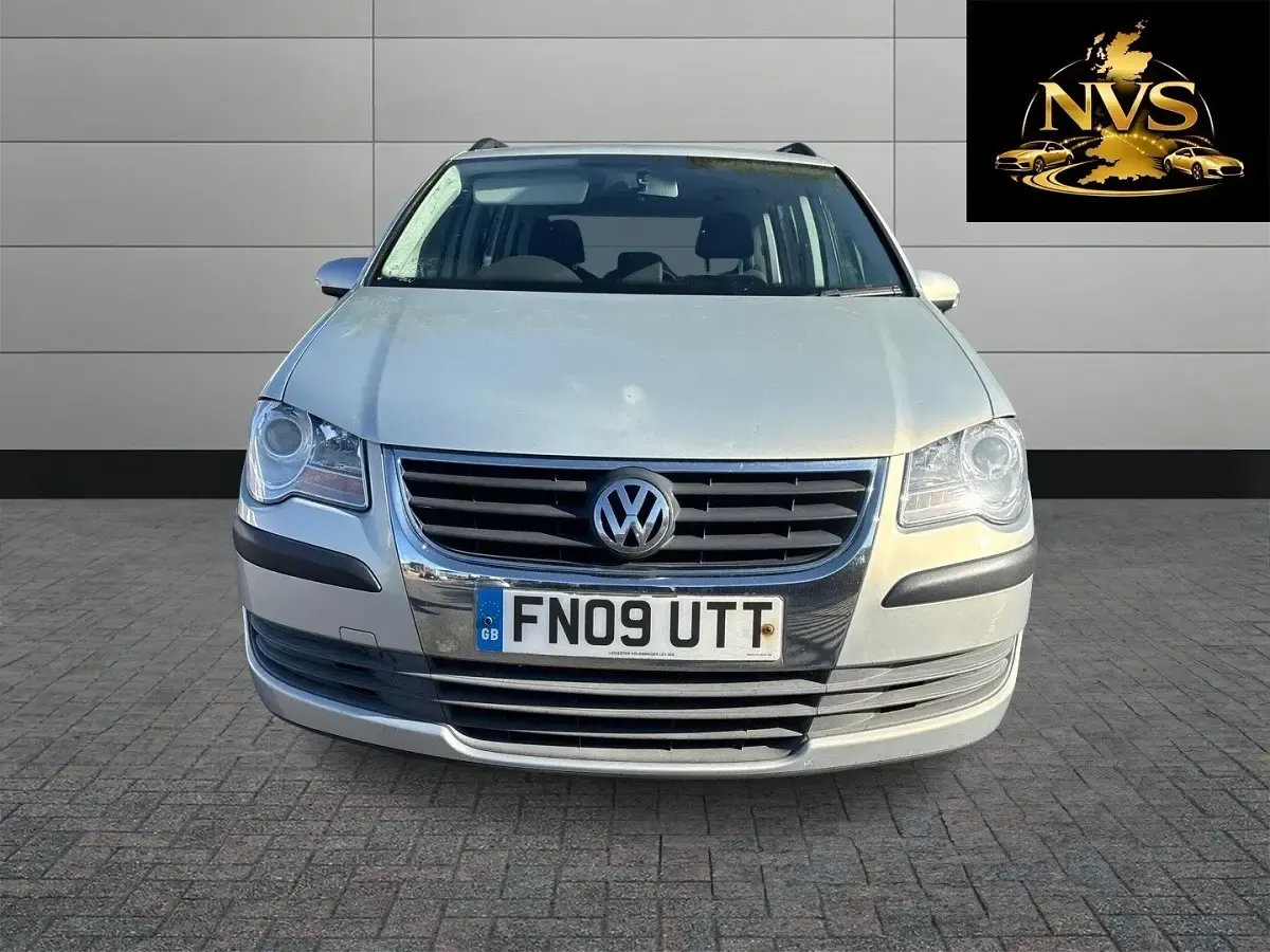 Used VW Touran S 105 HP (77 kW) 2009 Silver MPV