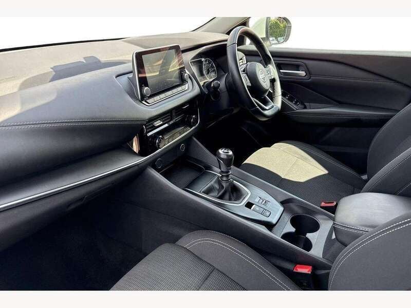 Image 2/4