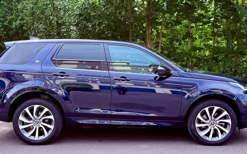 Used Land Rover Discovery 5 HSE Dynamic 309 HP (227 kW) 2023 SUV