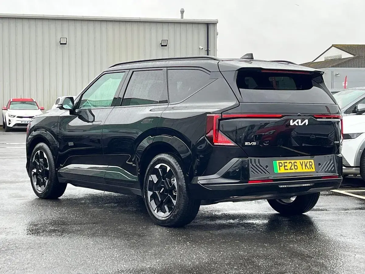 Used Kia EV5 GT-Line S 160 kW (218 HP) 2026 Black SUV