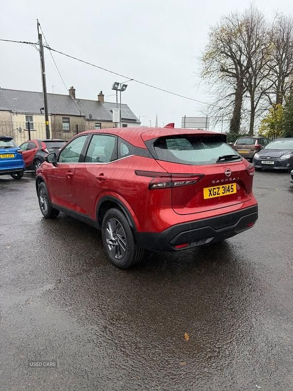 Used Nissan Qashqai Acenta Premium 2022 Red SUV