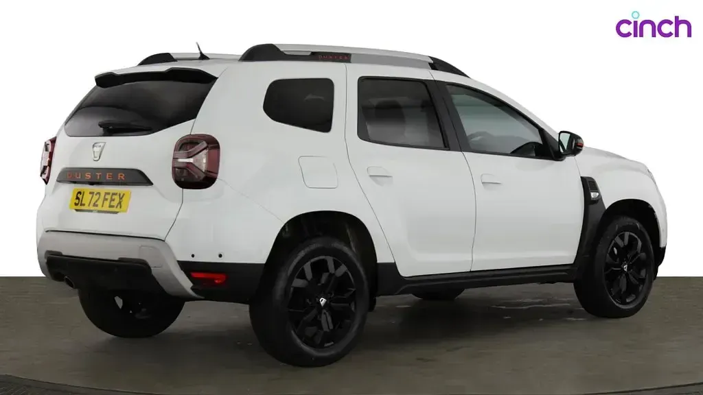 Used Dacia Duster Extreme 150 HP (110 kW) 2022 White SUV