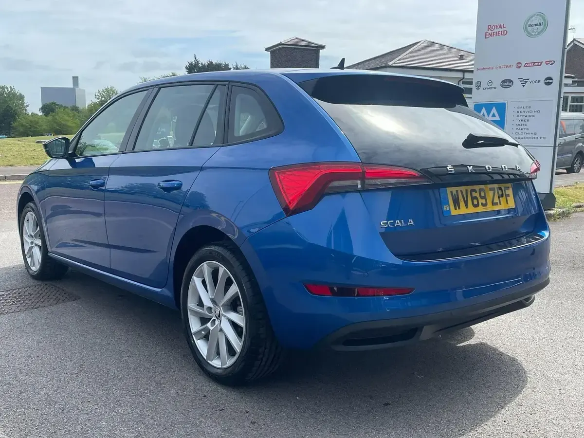 Used Skoda Scala SE 150 HP (110 kW) 2019 Blue Hatchback