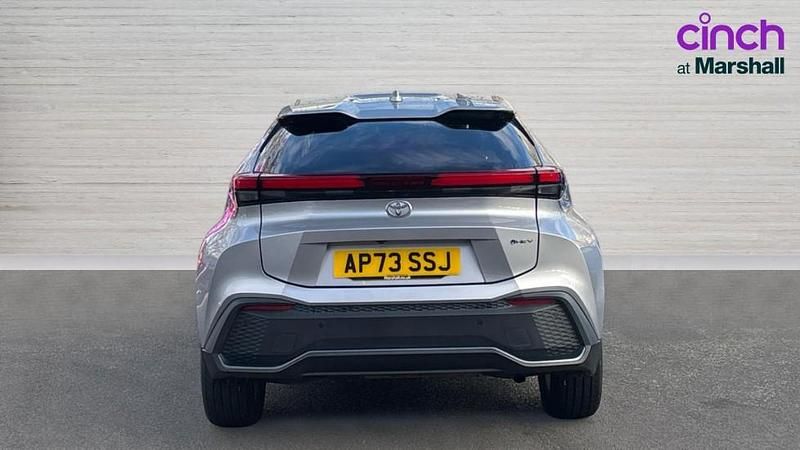 Used Toyota C-HR Design 140 HP (102 kW) 2024 Silver SUV