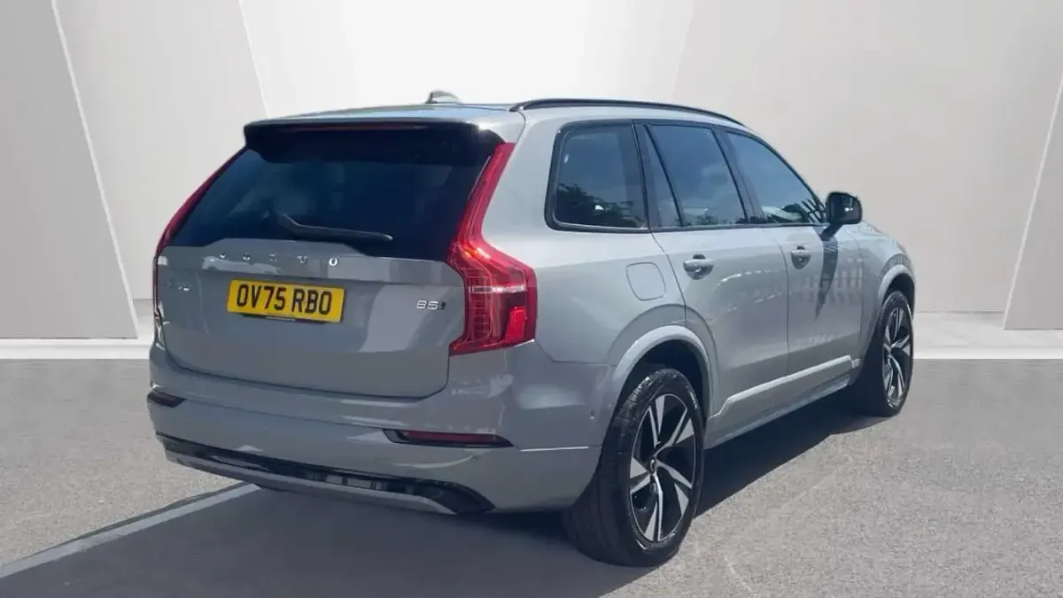 Used Volvo XC90 Plus 247 HP (181 kW) 2025 SUV
