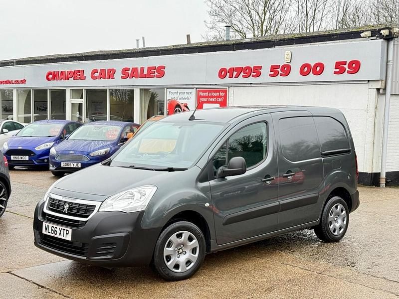 Grey Used 2016 Peugeot Partner MPV | £7,995 (A bit pricey) - Image 1/4