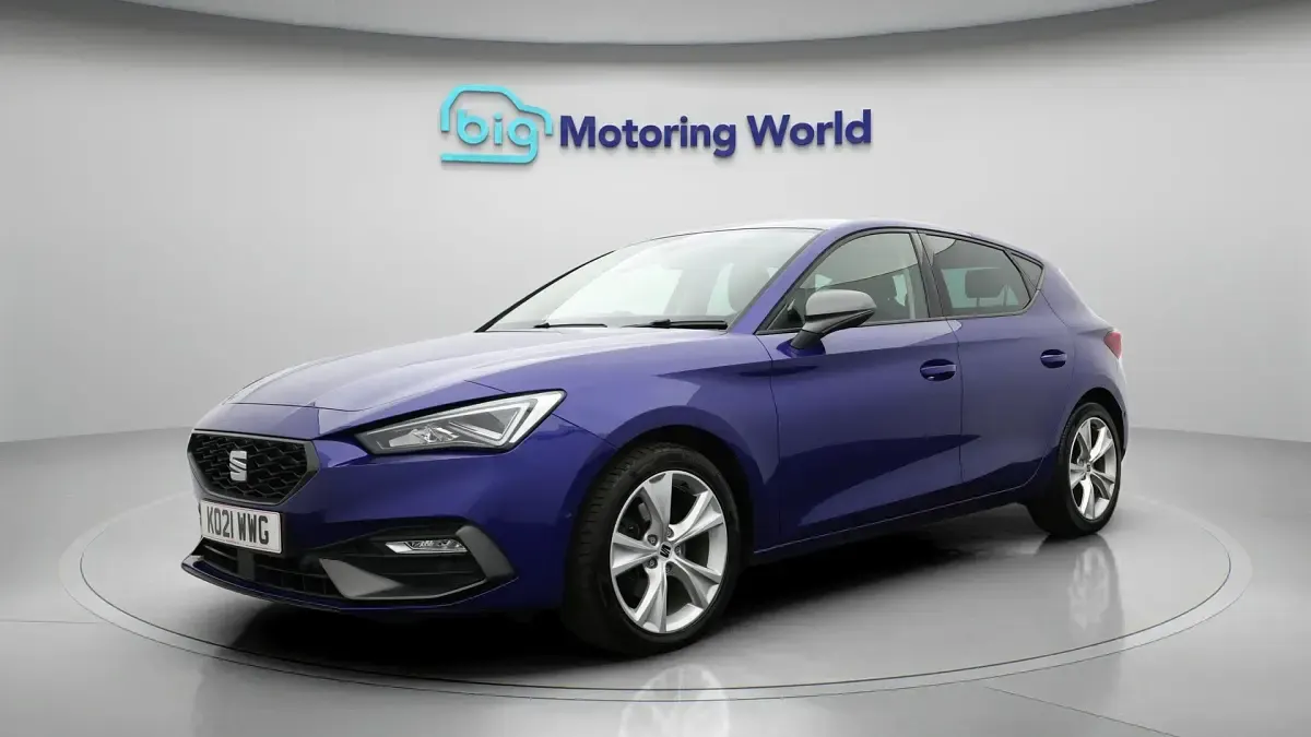 Used Seat Leon FR 150 HP (110 kW) 2021 Blue Hatchback