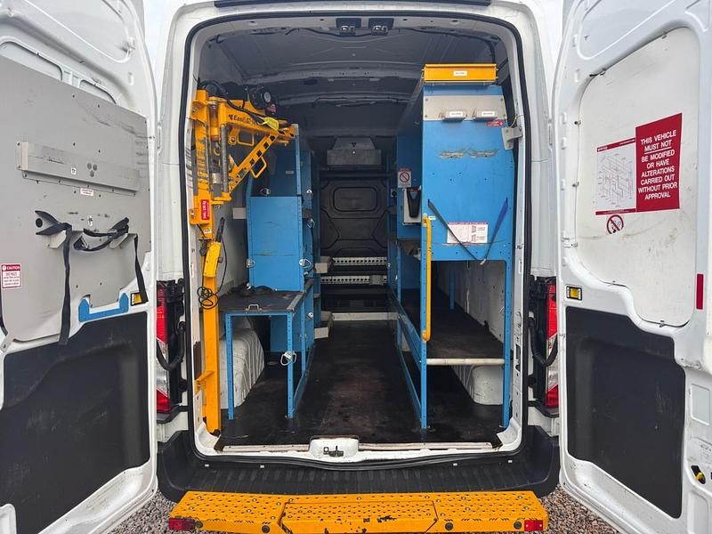 Usado Ford Transit 2018 Branco Van