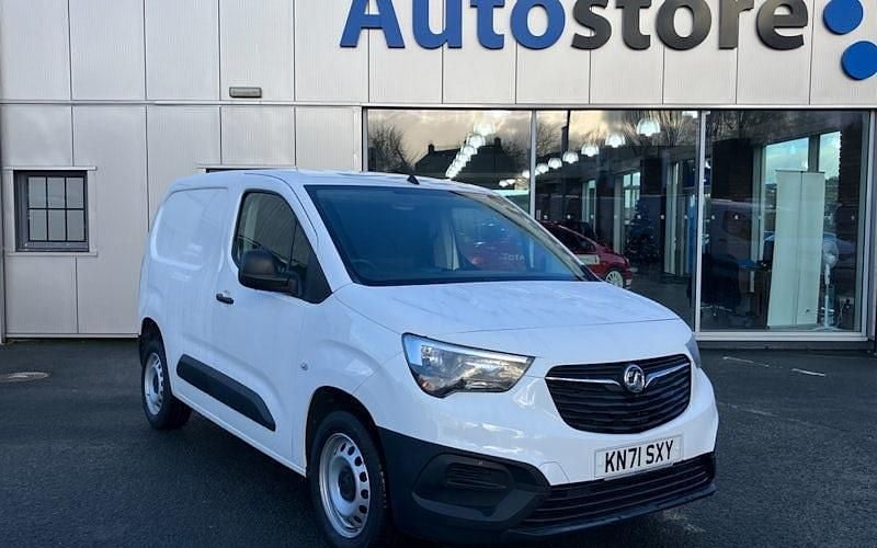 Used 2021 Vauxhall Combo Van | £10,995 (Good price) - Image 1/4