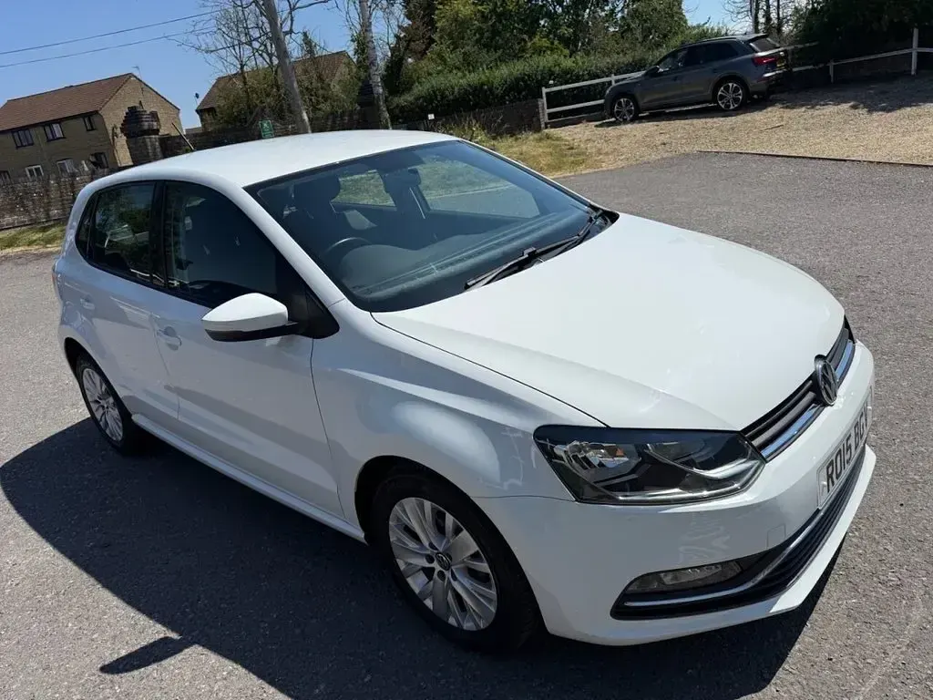 Used VW Polo SE 90 HP (66 kW) 2015 White Hatchback