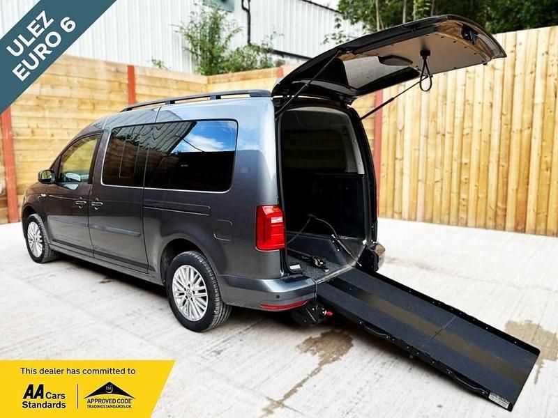 Grey Used 2021 VW Caddy Maxi Life Life MPV | £21,901 (Fair price) - Image 1/3