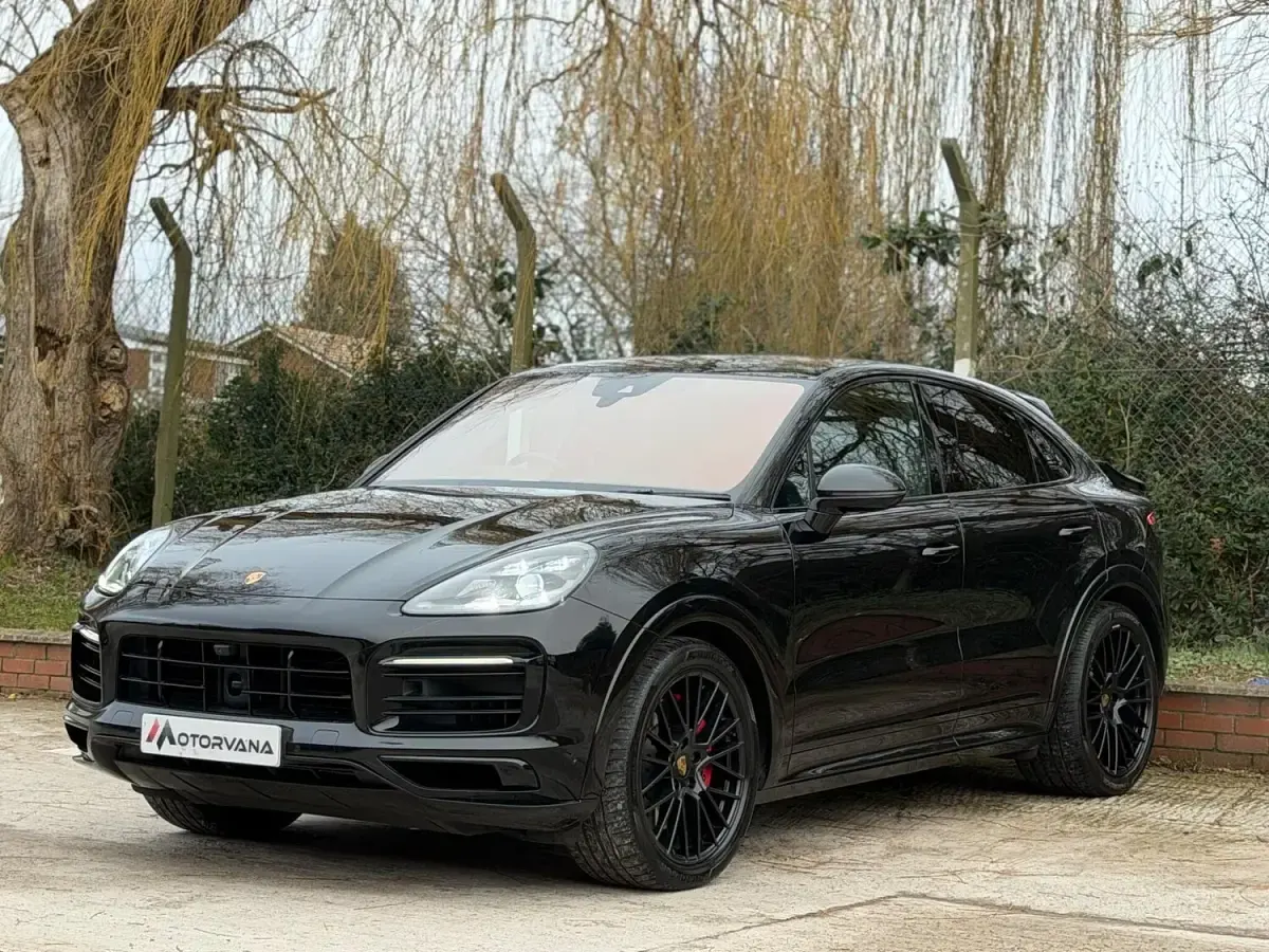 Used Porsche Cayenne 460 HP (338 kW) 2020 Black SUV