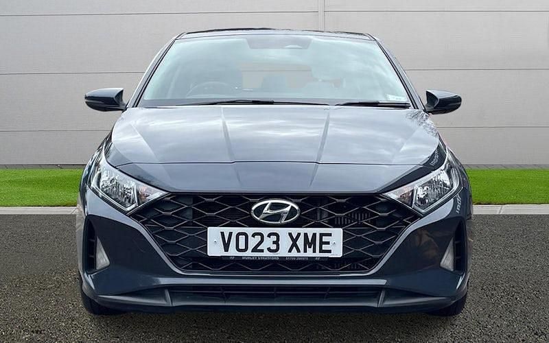 Used Hyundai i20 SE 101 HP (74 kW) 2023 Grey Hatchback
