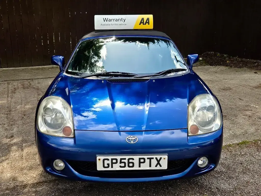 Used Toyota MR2 140 HP (102 kW) 2006 Blue Cabriolet