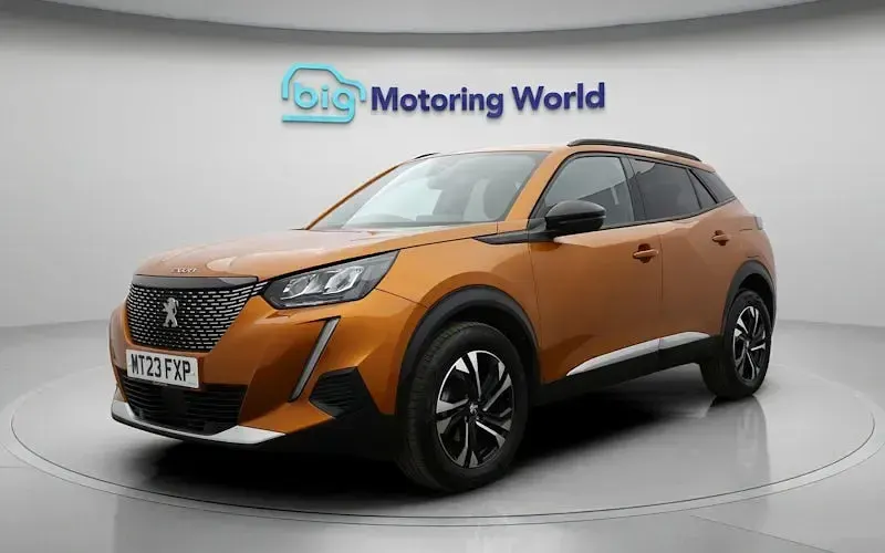 Used Peugeot 2008 Allure+ 101 HP (74 kW) 2023 Orange SUV