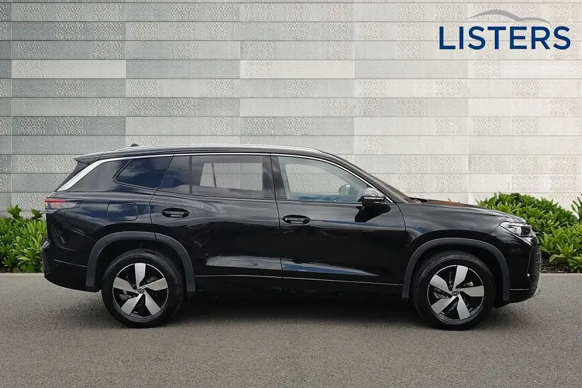 Begagnad VW Tayron Edition 204 HK (150 kW) 2025 Svart SUV