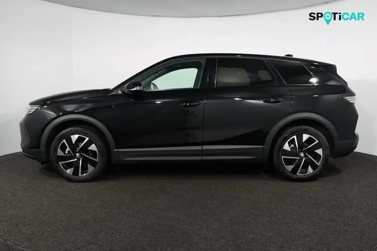 Used Vauxhall Grandland X Ultimate 134 HP (98 kW) 2025 Black SUV